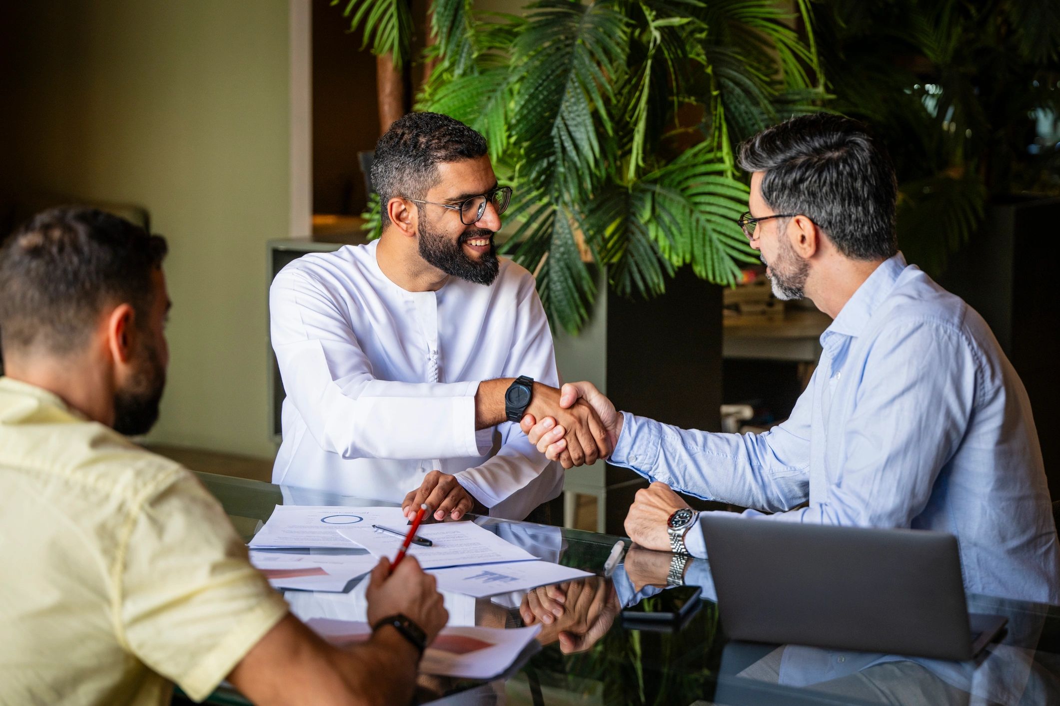 Business partnership image for years of experience statistic